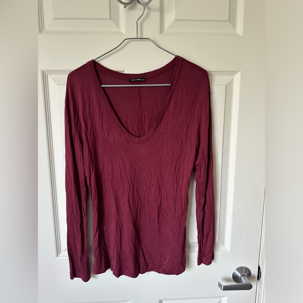 NALLY & MILLIE Burgundy V-Neck Top.